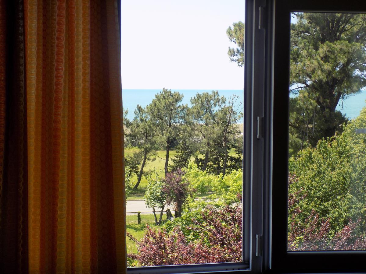 Hotel Amirani Kobuleti Zewnętrze zdjęcie